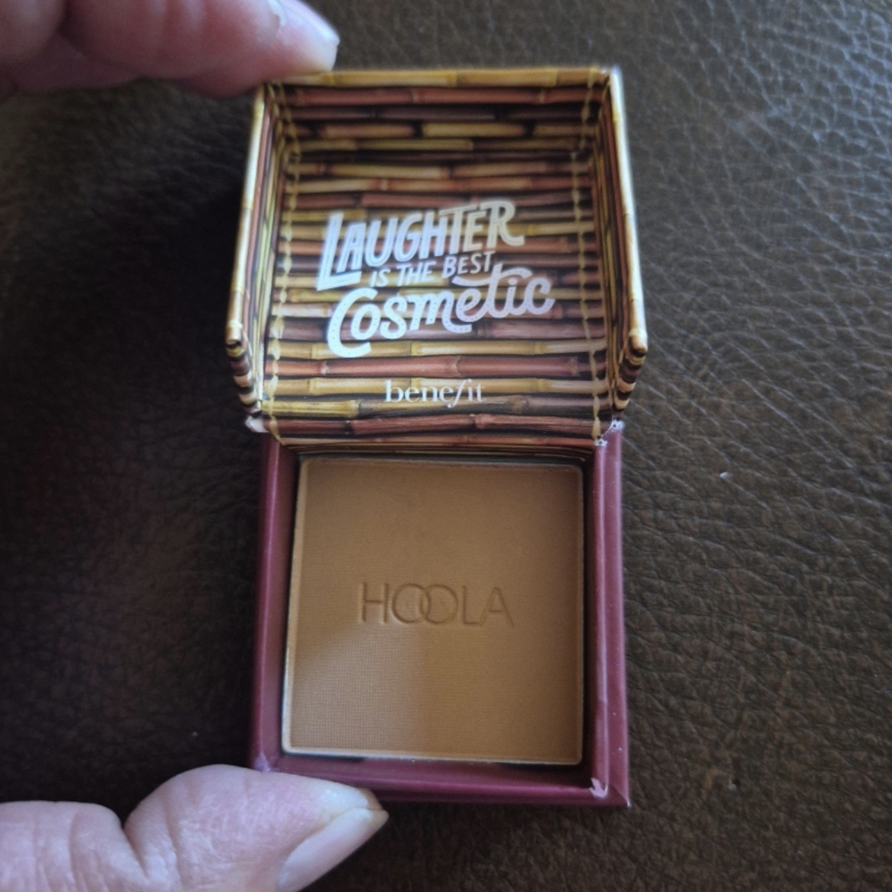 Benefit Hoola Bronzer - Tan